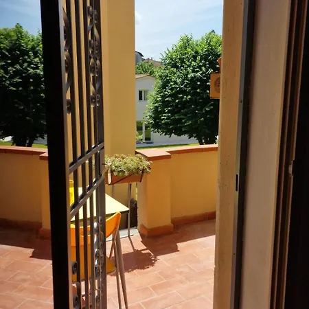 Casa Fiorenza Centro Storico Lucca